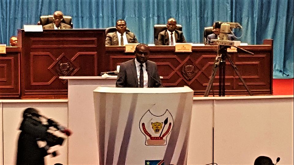 RDC : Juvénal Munubo initie une motion de défiance contre She Okitundu [Passeportgate]