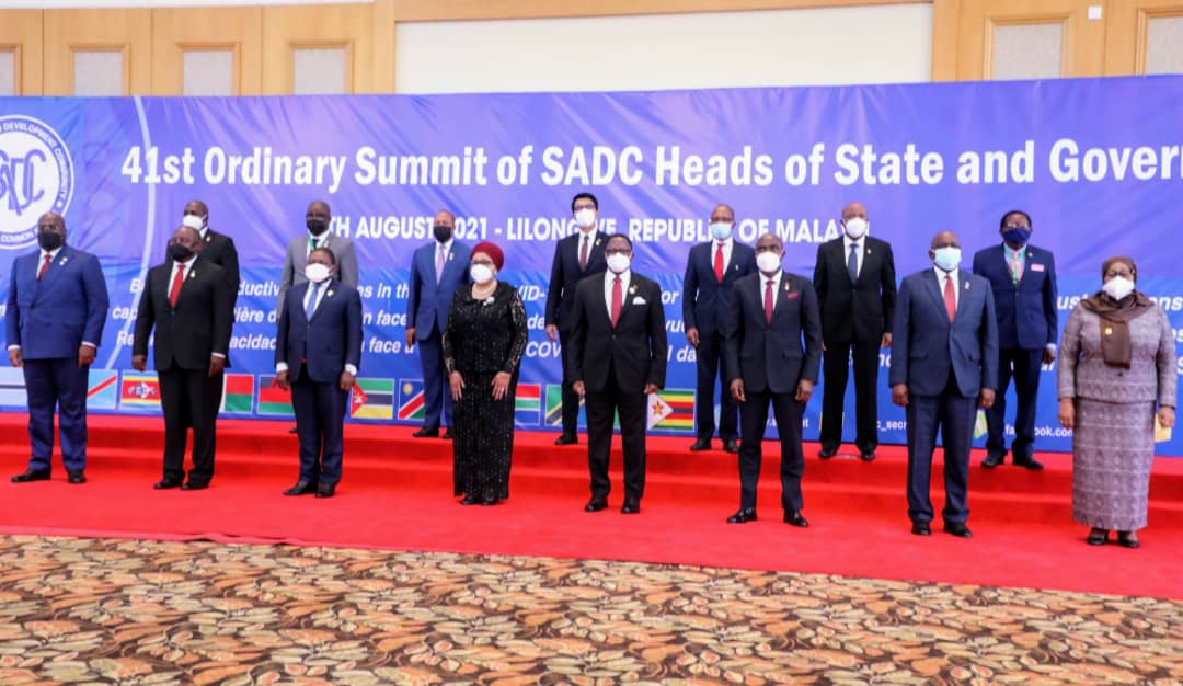 RDC: Le Président Tshisekedi participe au sommet de la SADC ouvert ce mardi  17 août à Lilongwe | Zoom Eco