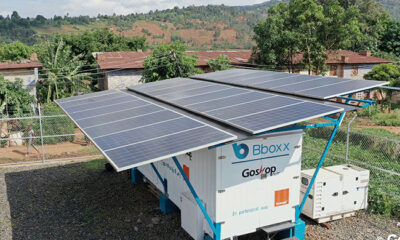 Afrique : Bboxx et Orange, opérateur de télécommunications, deviennent partenaires pour fournir de l’électricité à 150 000 personnes en RDC grâce à un modèle de mini-réseau innovant (Communiqué) 17